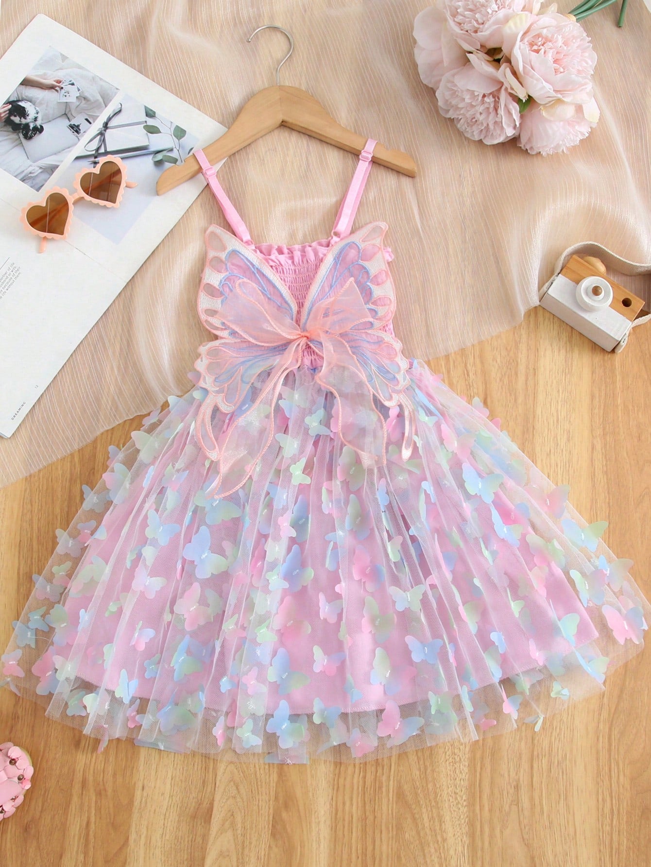 Young Girl Gorgeous Princess Dress With 3D Butterfly Decoration, Rainbow-Colored Straps, Perfect For Parties, Birthdays Or Summer Gifts