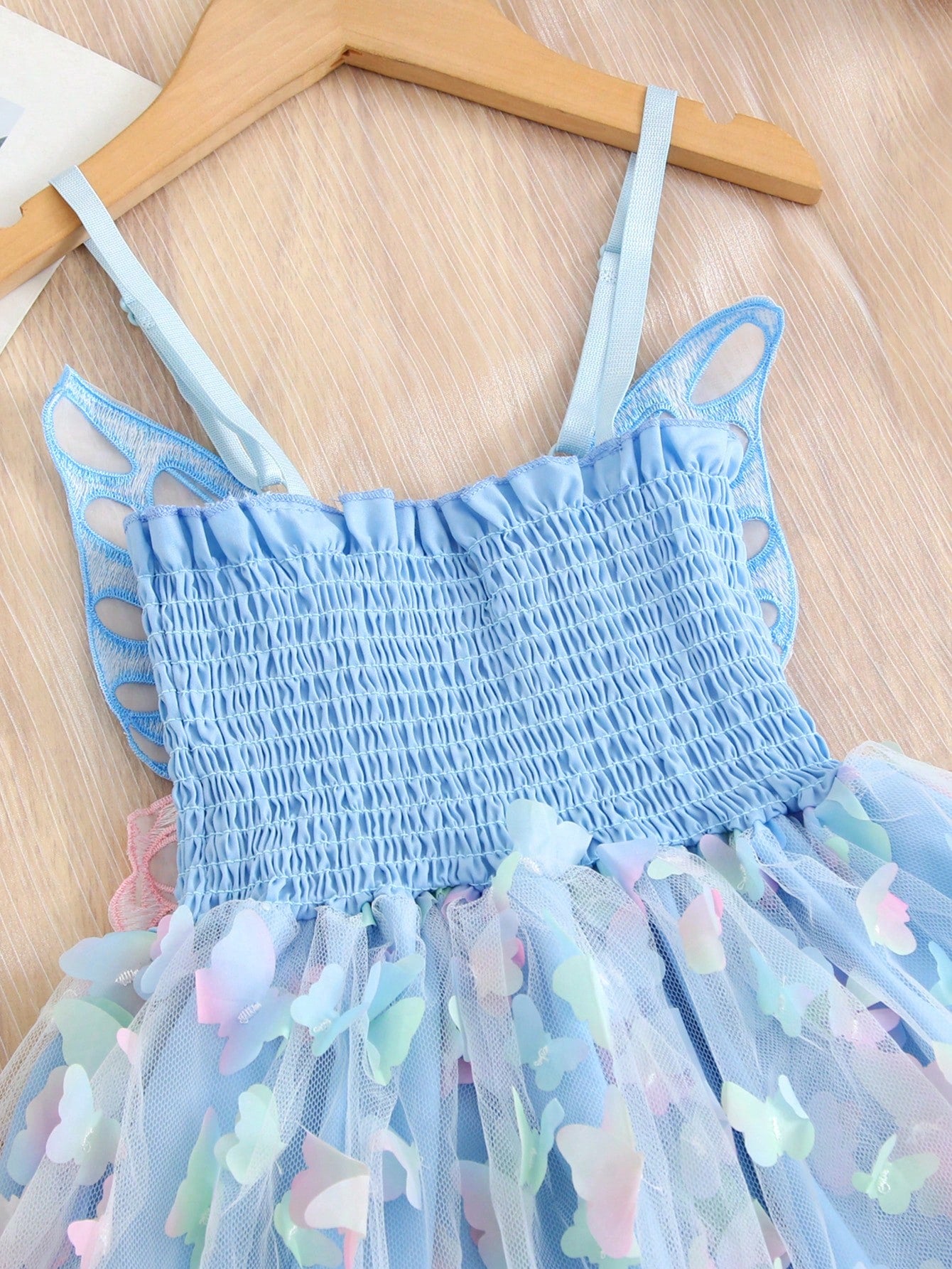 Young Girl Gorgeous Princess Dress With 3D Butterfly Decoration, Rainbow-Colored Straps, Perfect For Parties, Birthdays Or Summer Gifts