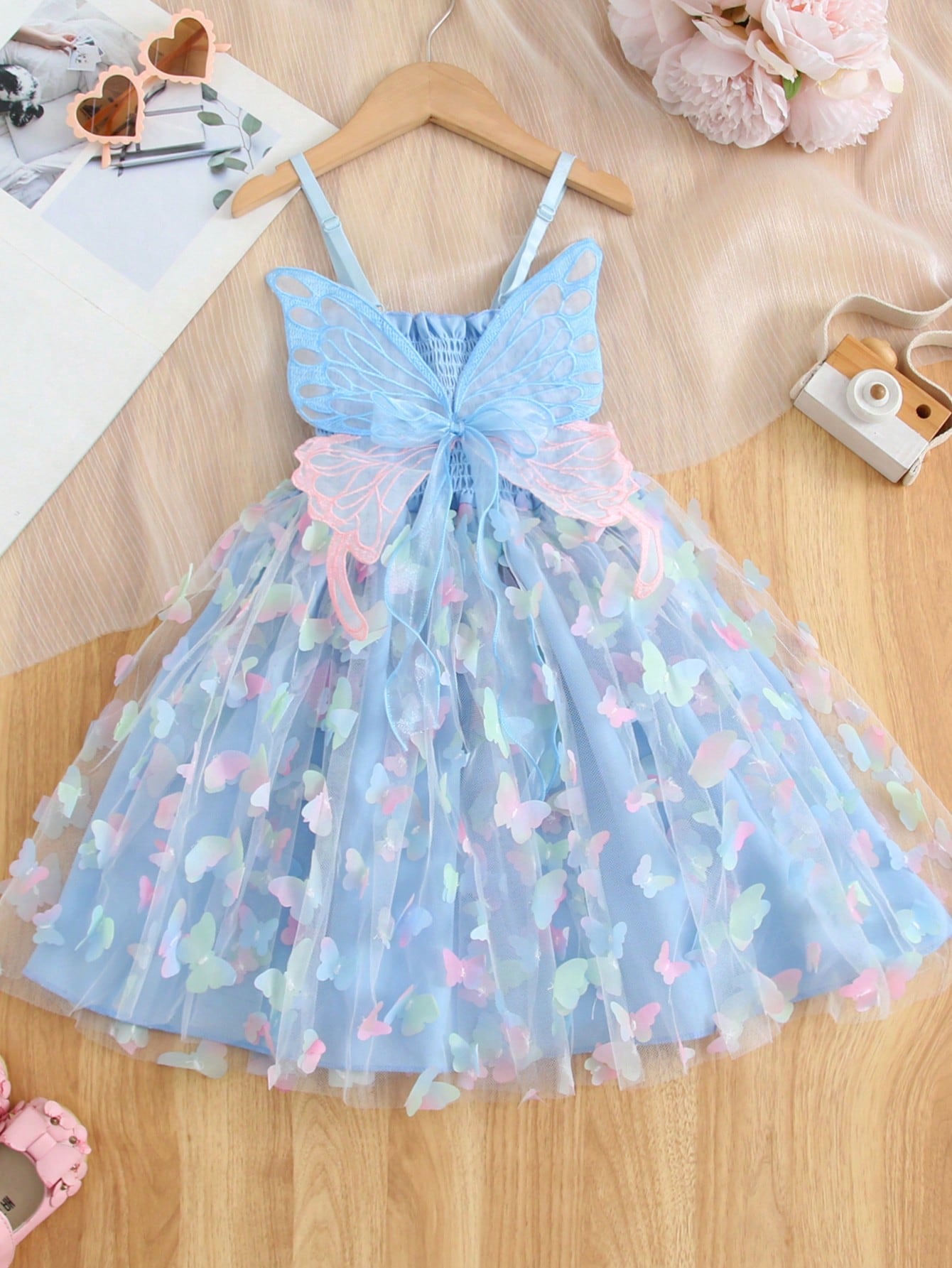 Young Girl Gorgeous Princess Dress With 3D Butterfly Decoration, Rainbow-Colored Straps, Perfect For Parties, Birthdays Or Summer Gifts