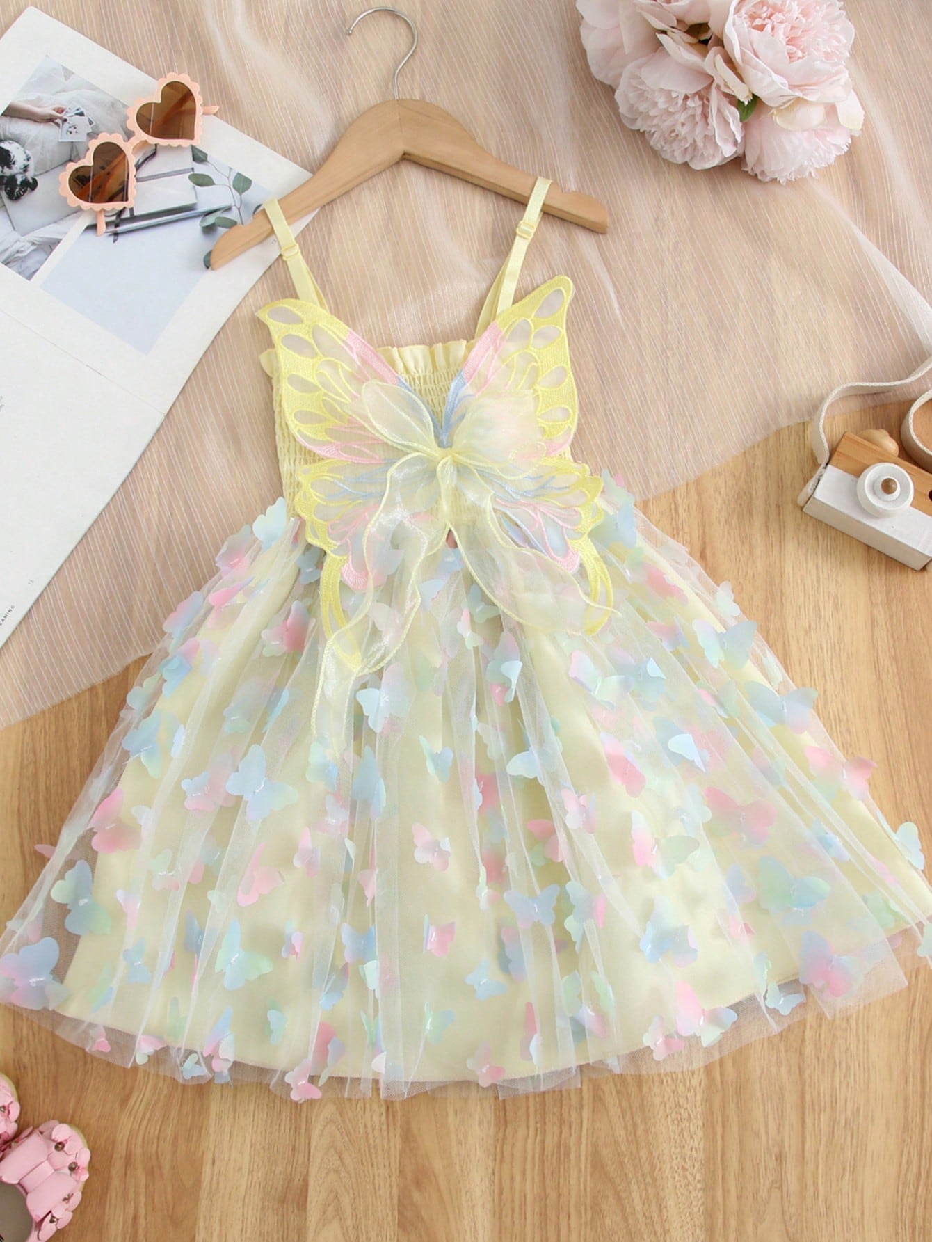 Young Girl Gorgeous Princess Dress With 3D Butterfly Decoration, Rainbow-Colored Straps, Perfect For Parties, Birthdays Or Summer Gifts