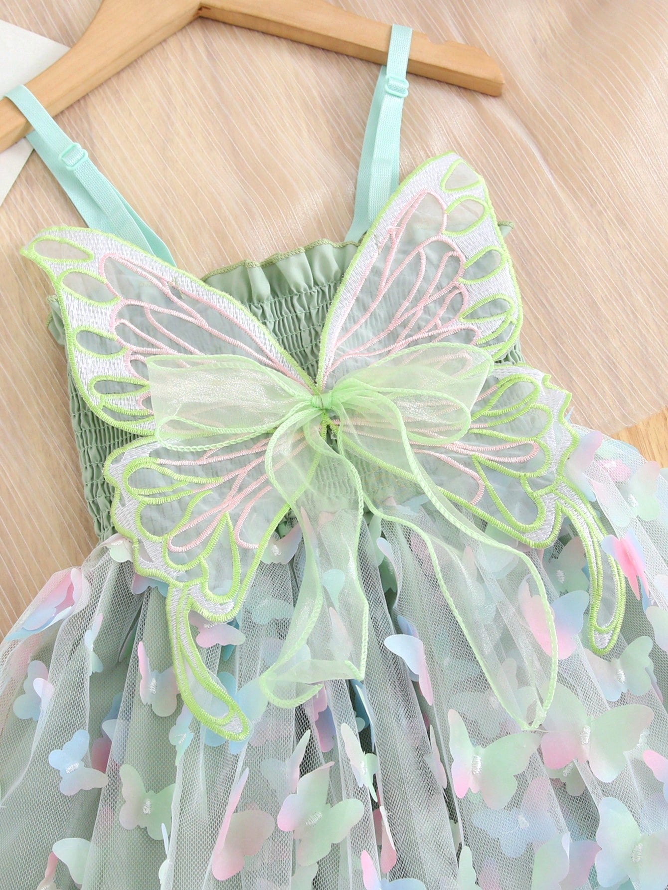 Young Girl Gorgeous Princess Dress With 3D Butterfly Decoration, Rainbow-Colored Straps, Perfect For Parties, Birthdays Or Summer Gifts