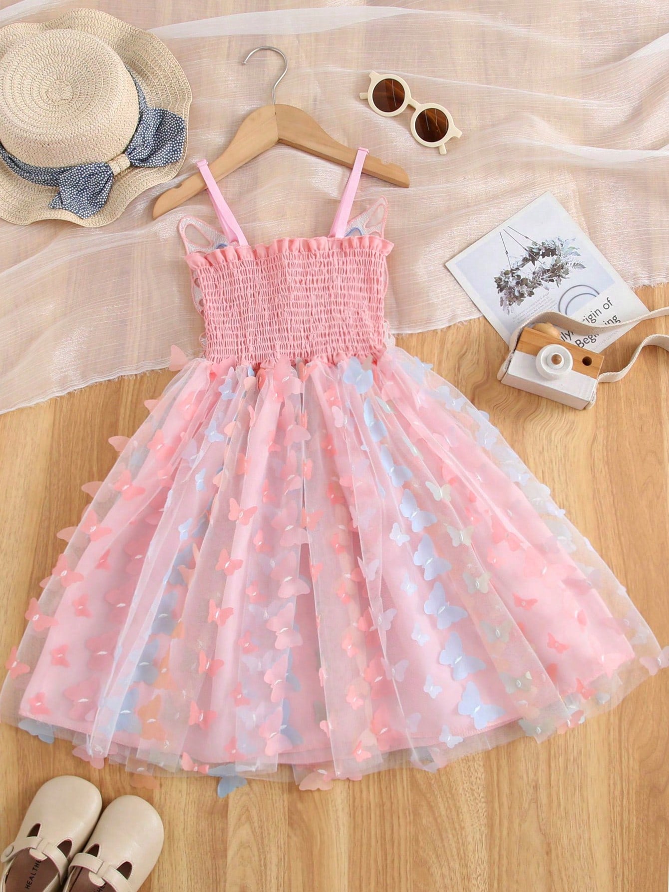 Young Girl Gorgeous Princess Dress With 3D Butterfly Decoration, Rainbow-Colored Straps, Perfect For Parties, Birthdays Or Summer Gifts