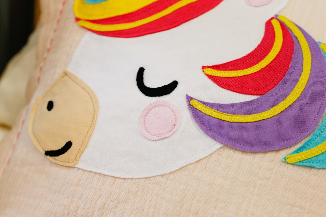 Personalized Dreamy Unicorn Cloud – Applique Muslin Pillowcase
